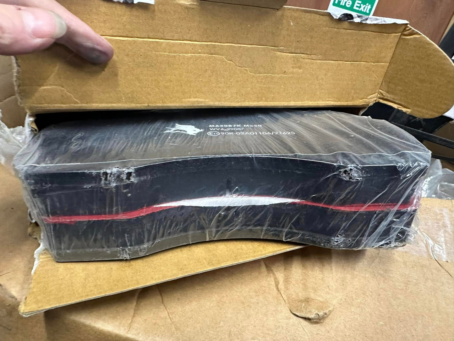 NBR0005 - Meritor Brake Pad Set - MAX087K - Network Bus & Truck Parts