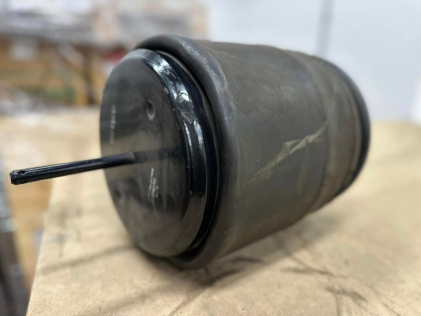 NGE0014 - Dunlop Air Spring - 01399A&nbsp;

Dunlop Air Spring, Air Suspension Bag (Bellows)
For Scania F, K, N Bus &amp; 4 Series Bus - Network Bus & Truck Parts