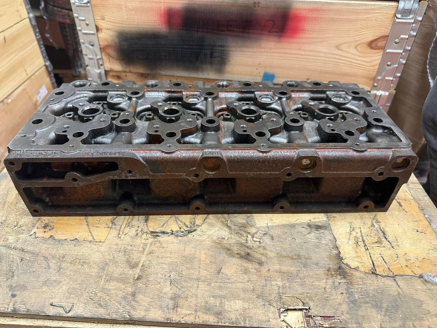 NGE0083 - Network Bus & Truck Parts - Cummins Cyclinder Head - 5271869 