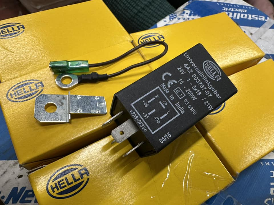 NLI0005 - Hella Flasher Unit - 4AZ 003787-071 - Network Bus & Truck Parts - Image 2